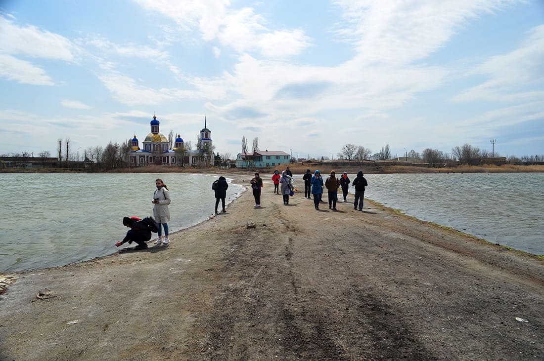 Життя на солоних озерах